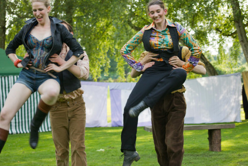 471356_10150905883761152_592426646_o