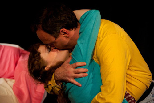 545177_3713940140117_665388948_n